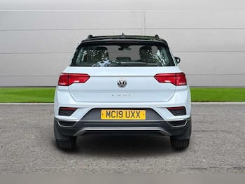 Used Volkswagen T-Roc 2019 for sale - 79659935: Photo