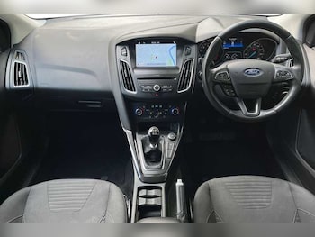 Used Ford Focus 2017 for sale - 75417311: Photo