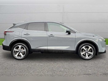 Used Nissan Qashqai 2022 for sale - 77281298: Photo