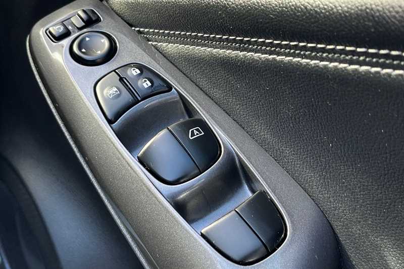 Used Nissan Juke 2023 for sale - 77648377: Photo 18