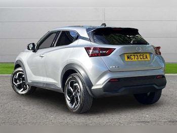 Used Nissan Juke 2023 for sale - 77648377: Photo