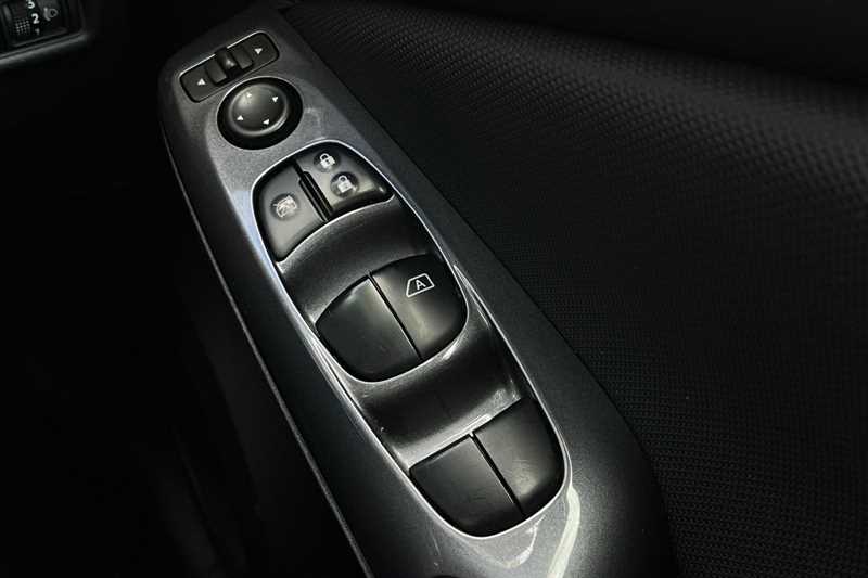 Used Nissan Juke 2022 for sale - 76351074: Photo 18