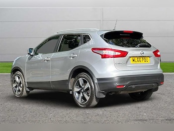 Used Nissan Qashqai 2016 for sale - 76112510: Photo