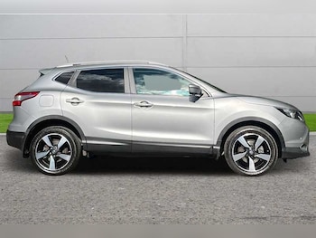 Used Nissan Qashqai 2016 for sale - 76112510: Photo