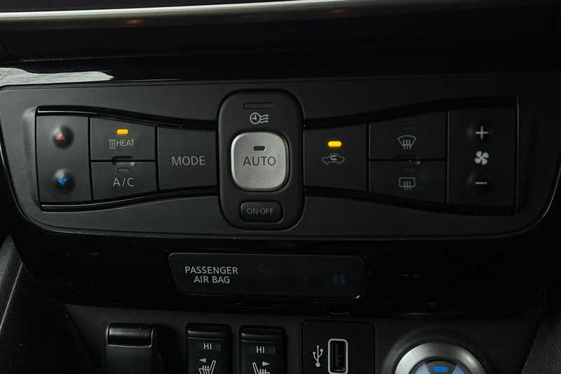 Used Nissan Leaf 2020 for sale - 76351038: Photo 12