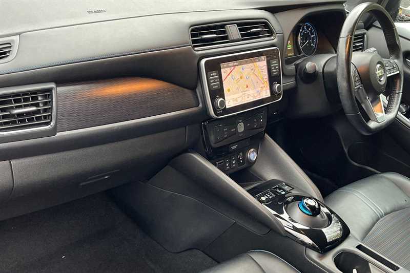 Used Nissan Leaf 2020 for sale - 76351038: Photo 7