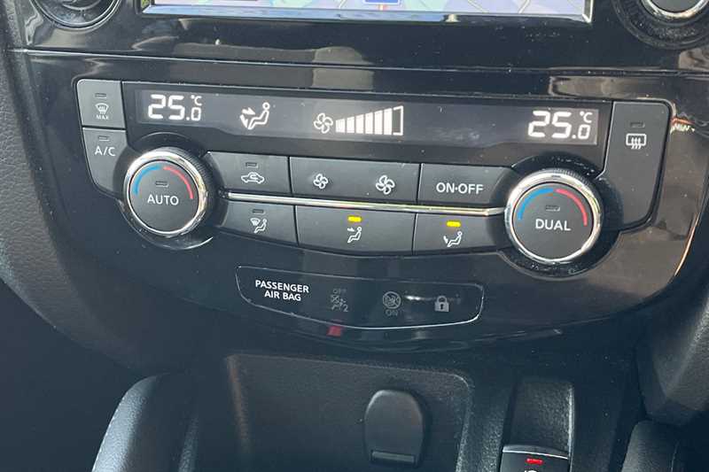 Used Nissan Qashqai 2018 for sale - 77648439: Photo 13