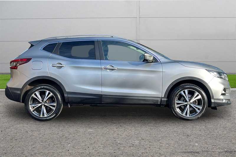 Used Nissan Qashqai 2018 for sale - 77648439: Photo 3