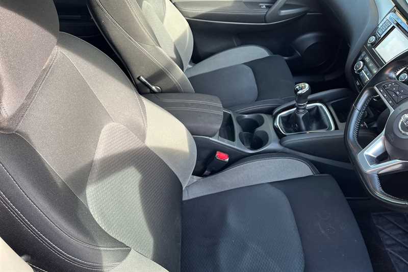 Used Nissan Qashqai 2018 for sale - 77648439: Photo 39