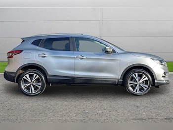 Used Nissan Qashqai 2018 for sale - 77648439: Photo
