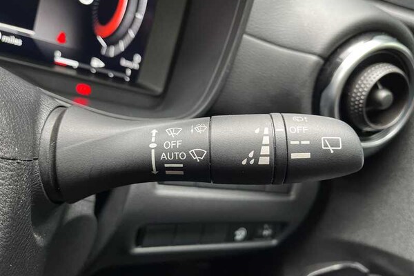 Used Nissan Juke 2024 for sale - 75451958: Photo 52