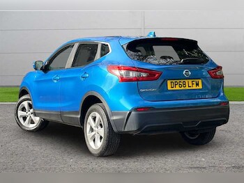 Used Nissan Qashqai 2019 for sale - 77674068: Photo