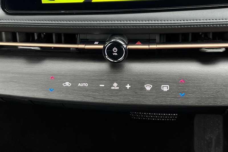 Used Nissan ARIYA 2025 for sale - 78088955: Photo 12