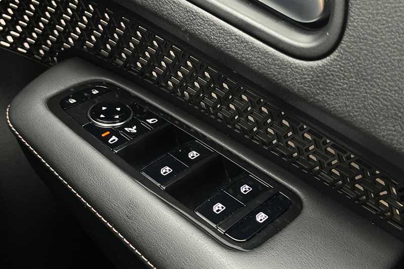 Used Nissan ARIYA 2025 for sale - 78088955: Photo 18