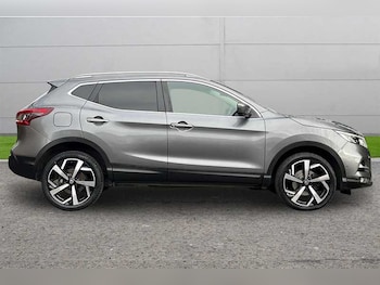 Used Nissan Qashqai 2019 for sale - 77648440: Photo