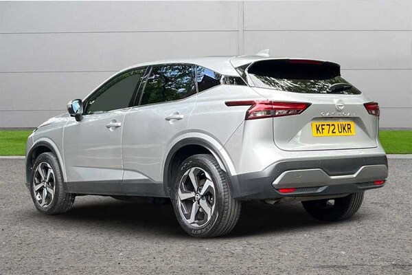 Used Nissan Qashqai 2022 for sale - 75522502: Photo 2
