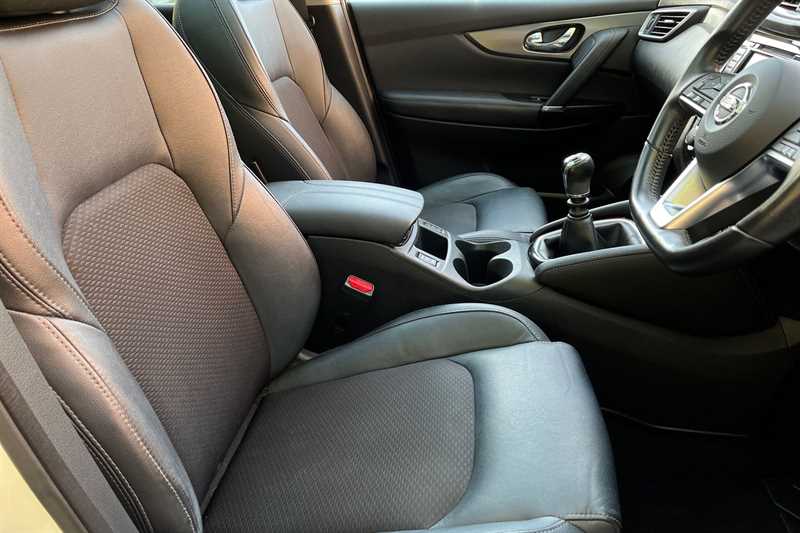 Used Nissan Qashqai 2019 for sale - 76112517: Photo 32