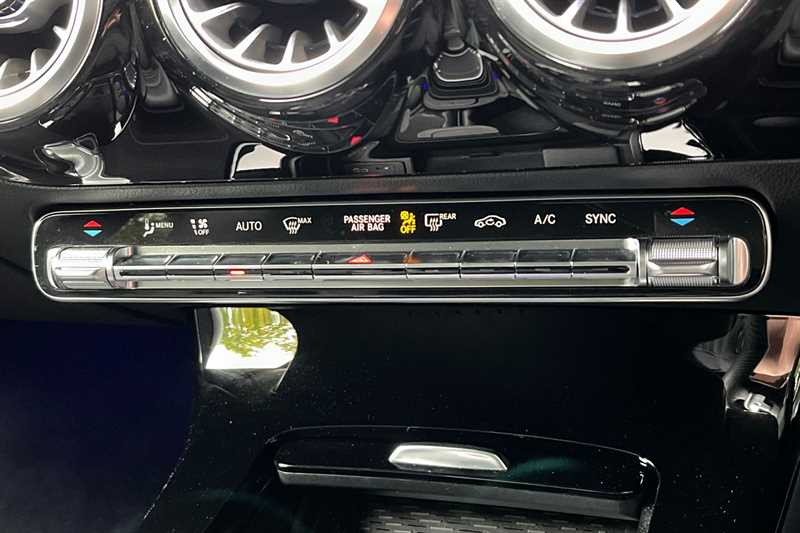 Used Mercedes-Benz CLA 2021 for sale - 76112527: Photo 37