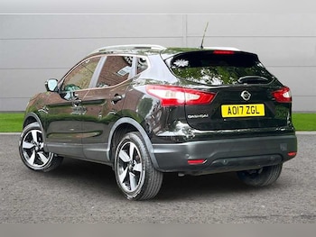 Used Nissan Qashqai 2017 for sale - 78550117: Photo