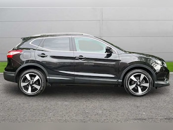 Used Nissan Qashqai 2017 for sale - 78550117: Photo