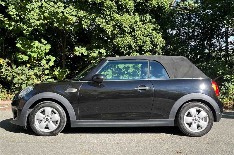 Used MINI Convertible 2017 for sale - 76062414: Photo 16