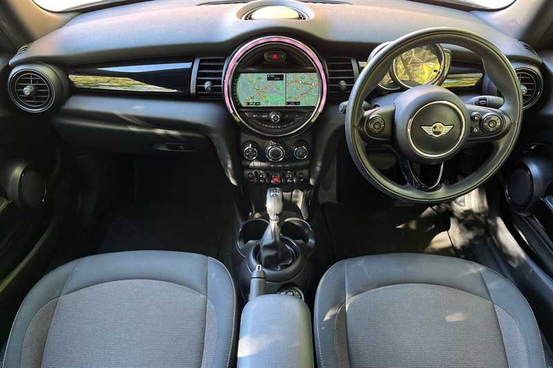 Used MINI Convertible 2017 for sale - 76062414: Photo 3