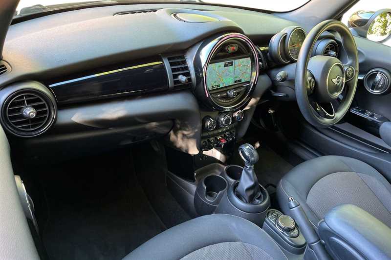 Used MINI Convertible 2017 for sale - 76062414: Photo 32