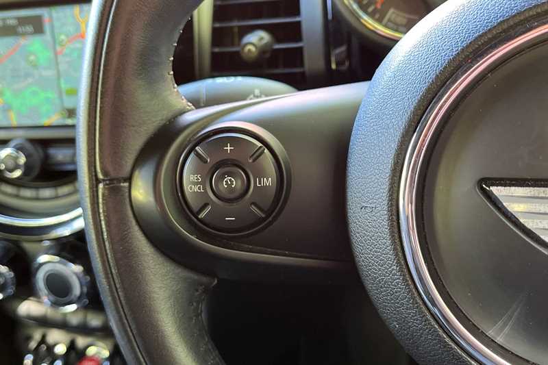 Used MINI Convertible 2017 for sale - 76062414: Photo 43