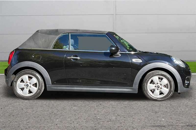 Used MINI Convertible 2017 for sale - 76062414: Photo 8