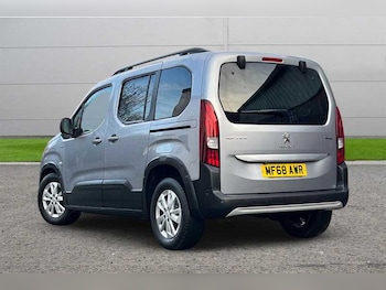 Used Peugeot Rifter 2018 for sale - 76875240: Photo