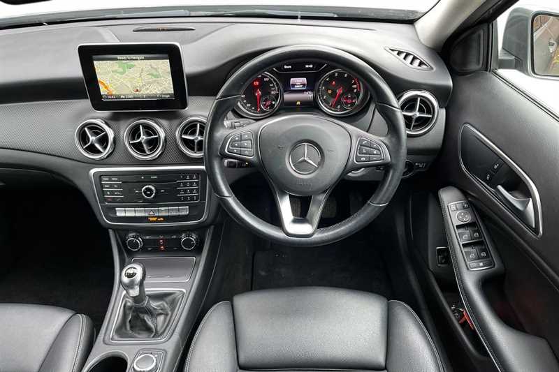 Used Mercedes-Benz GLA 2018 for sale - 77540075: Photo 15