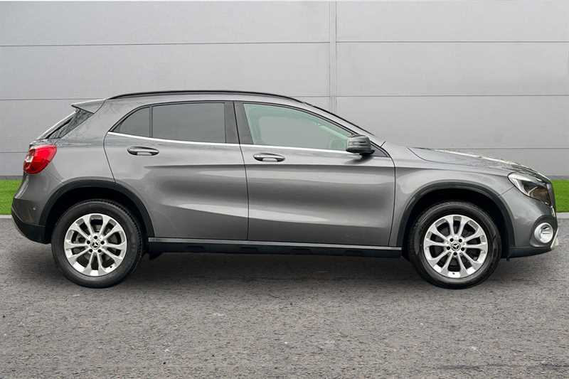 Used Mercedes-Benz GLA 2018 for sale - 77540075: Photo 3