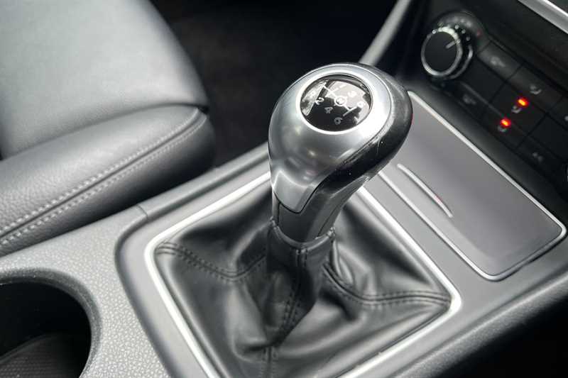 Used Mercedes-Benz GLA 2018 for sale - 77540075: Photo 46