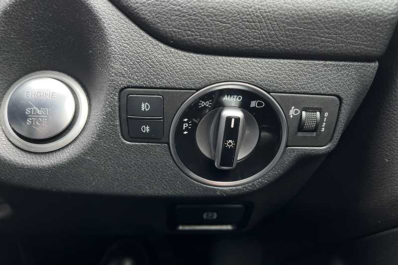 Used Mercedes-Benz GLA 2018 for sale - 77540075: Photo 47