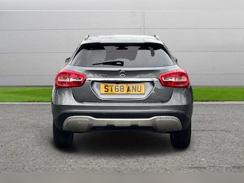 Used Mercedes-Benz GLA 2018 for sale - 77540075: Photo