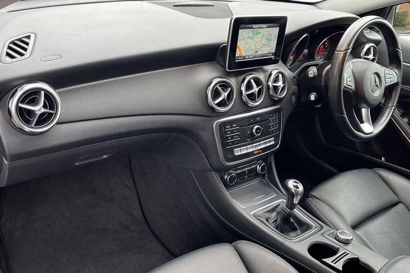 Used Mercedes-Benz GLA 2018 for sale - 77540075: Photo 7