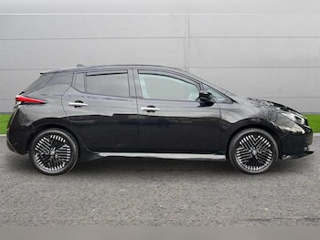 Used Nissan Leaf 2023 for sale - 77442820: Photo