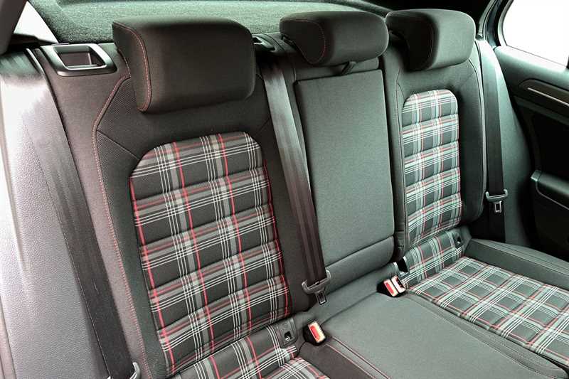 Used Volkswagen Golf 2017 for sale - 76125125: Photo 10
