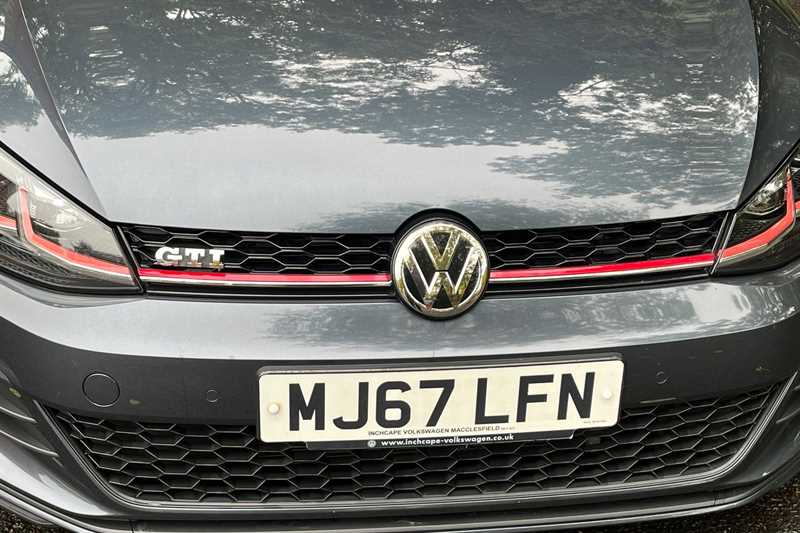 Used Volkswagen Golf 2017 for sale - 76125125: Photo 18