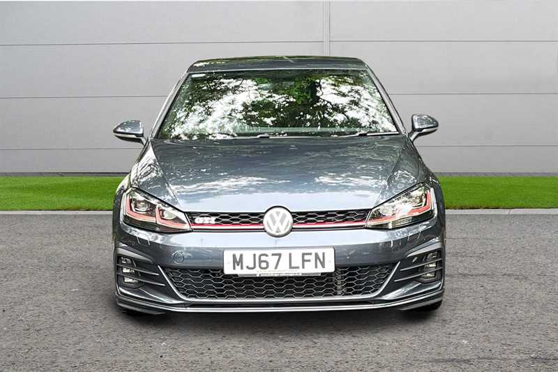 Used Volkswagen Golf 2017 for sale - 76125125: Photo 6