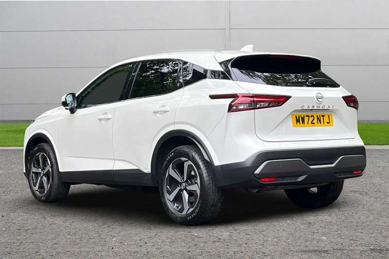 Used Nissan Qashqai 2022 for sale - 76112558: Photo 2