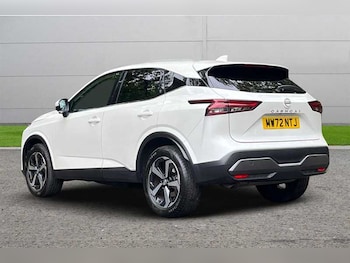 Used Nissan Qashqai 2022 for sale - 76112558: Photo 2
