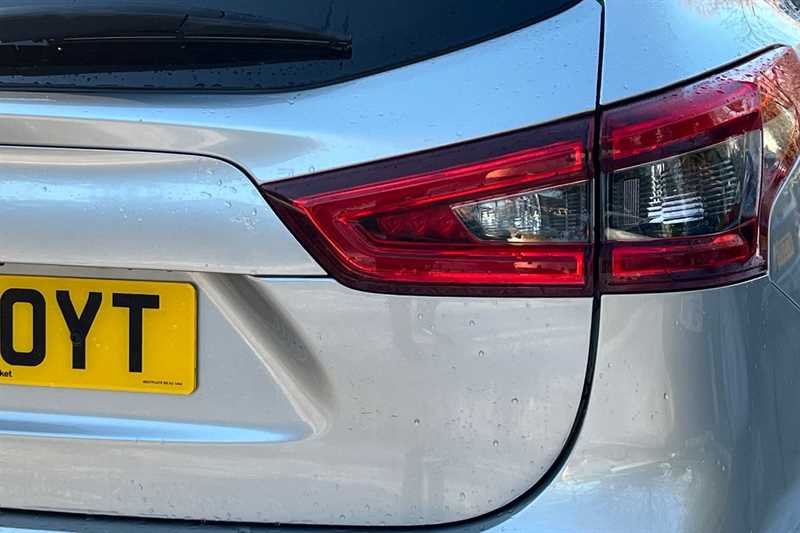 Used Nissan Qashqai 2017 for sale - 77092984: Photo 30