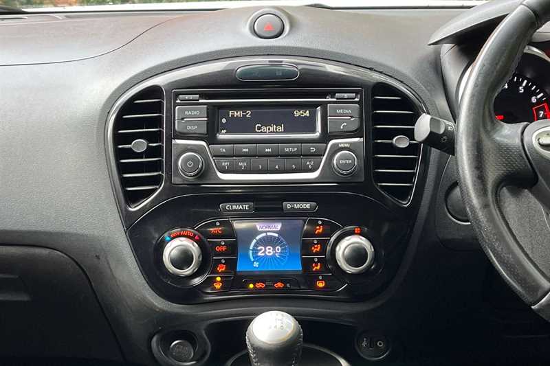 Used Nissan Juke 2015 for sale - 76125107: Photo 32