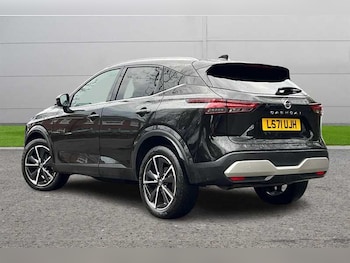 Used Nissan Qashqai 2021 for sale - 76826943: Photo