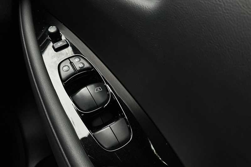 Used Nissan Leaf 2020 for sale - 77075963: Photo 18