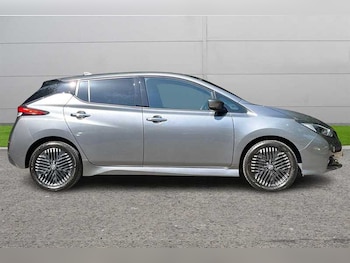 Used Nissan Leaf 2022 for sale - 76241822: Photo