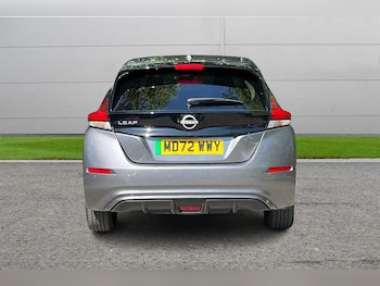 Used Nissan Leaf 2022 for sale - 76241822: Photo