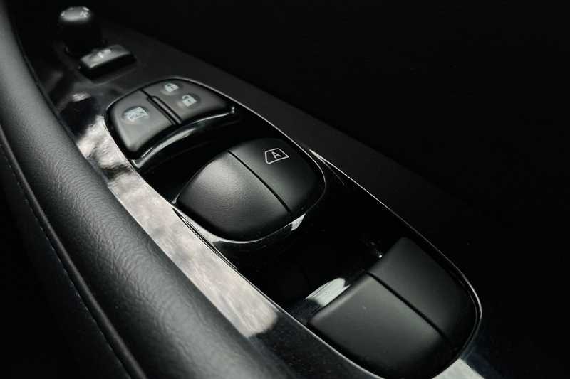 Used Nissan Leaf 2021 for sale - 77996861: Photo 18