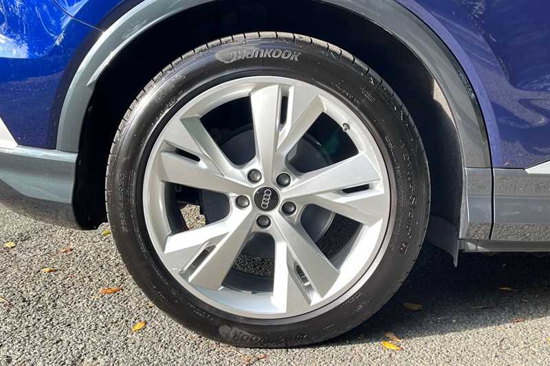 Used Audi Q4 e-tron 2024 for sale - 76074731: Photo 16